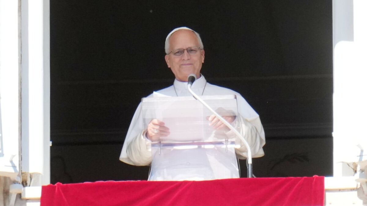 Papa Leo passará por cirurgia para retirar nódulo pulmonar