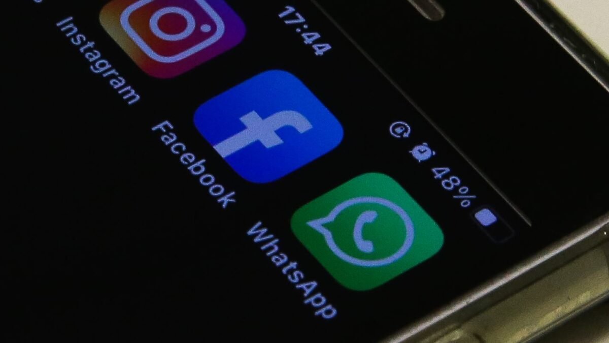 TSE cobra explicações da Meta sobre posts da campanha de Lula