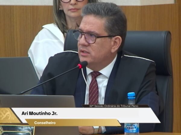 Conselheiro do TCE-AM critica gestão de Wilson Lima após as urnas