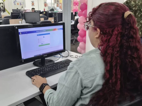 Prefeitura de Manaus divulga primeira chamada do Bolsa Universidade 2027