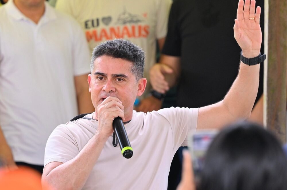 TCE-AM adia julgamento de contas de David Almeida para dezembro