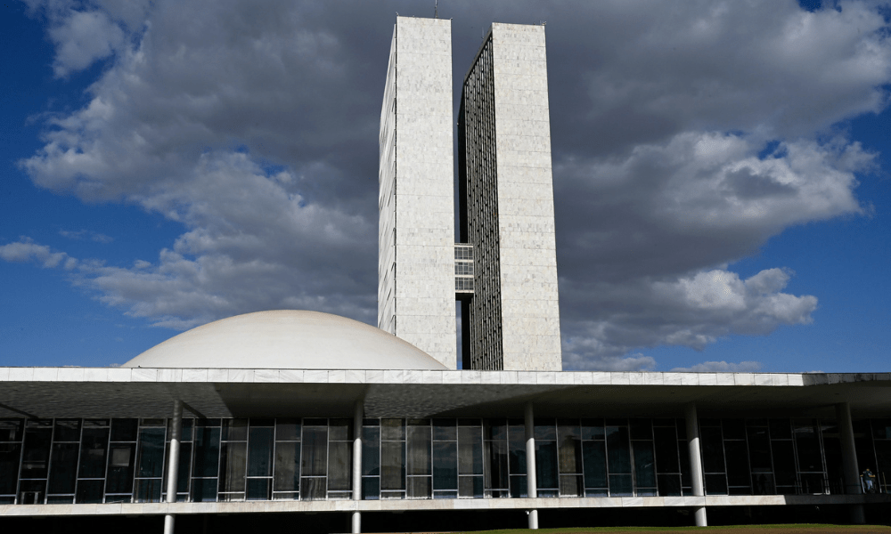 Esquerda e direita: entenda as diferenças no cenário nacional