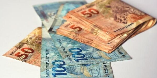 Quina sorteia prêmio acumulado estimado em R$ 31,7 milhões