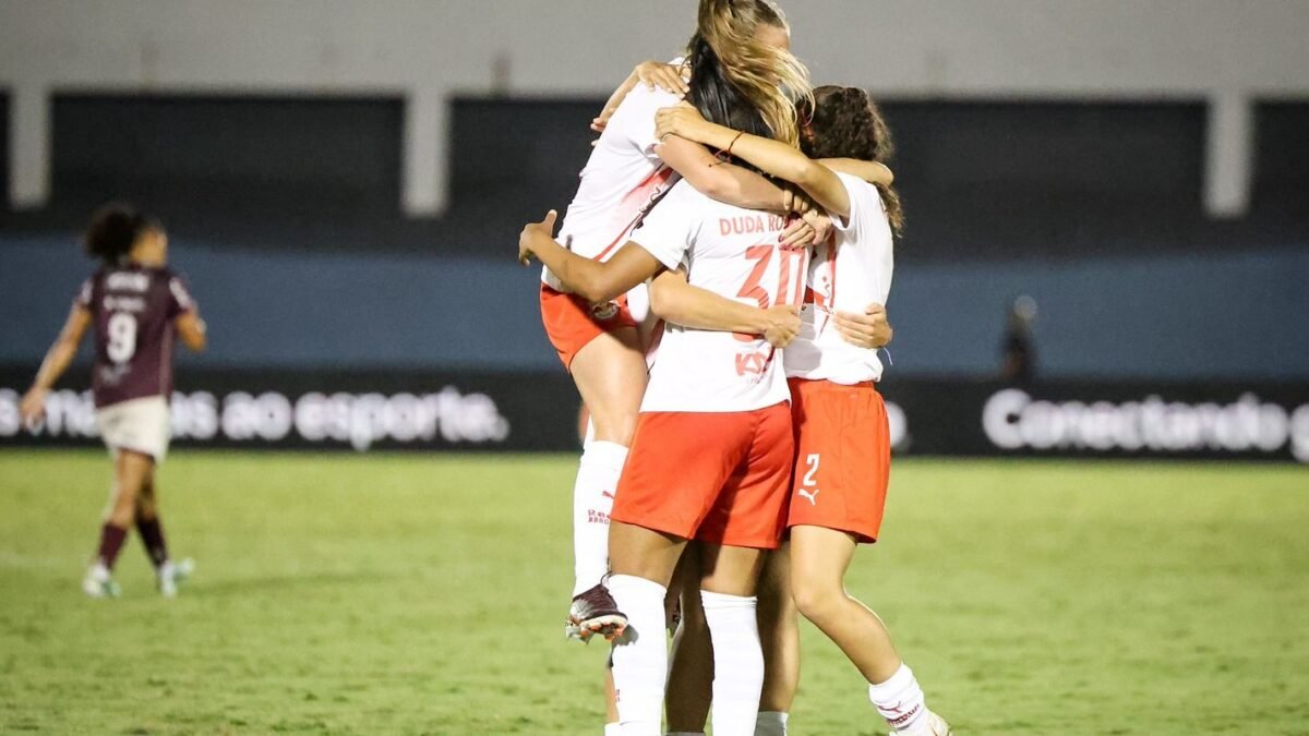 Bragantino vence Ferroviária e larga na frente na Copa do Brasil