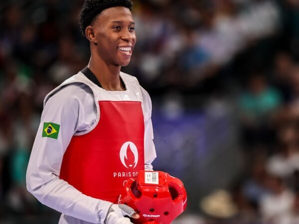 Henrique Marques conquista ouro inédito para o Brasil em Paris