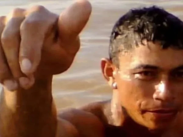 Homem morre afogado após pular de barco no Rio Amazonas