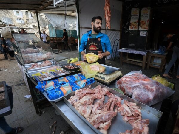 Gaza enfrenta temor de escassez após suspensão de mercadorias