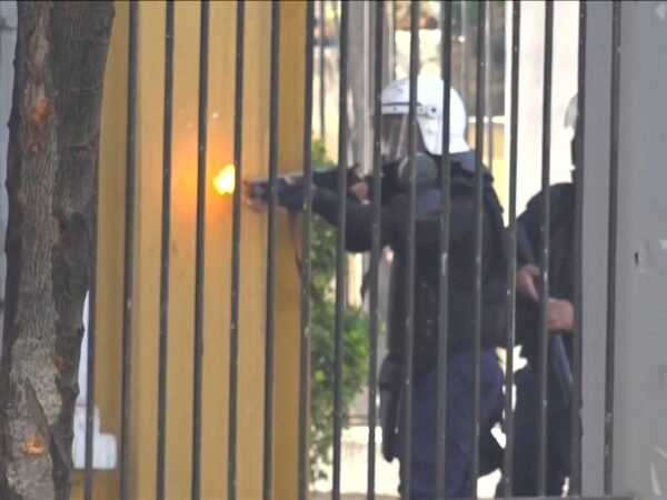 Confrontos na Albânia entram no quinto dia com denúncias de violência