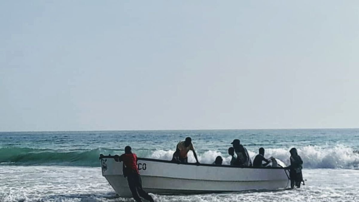 Retorno da pirataria na Somália sufoca comunidade pesqueira