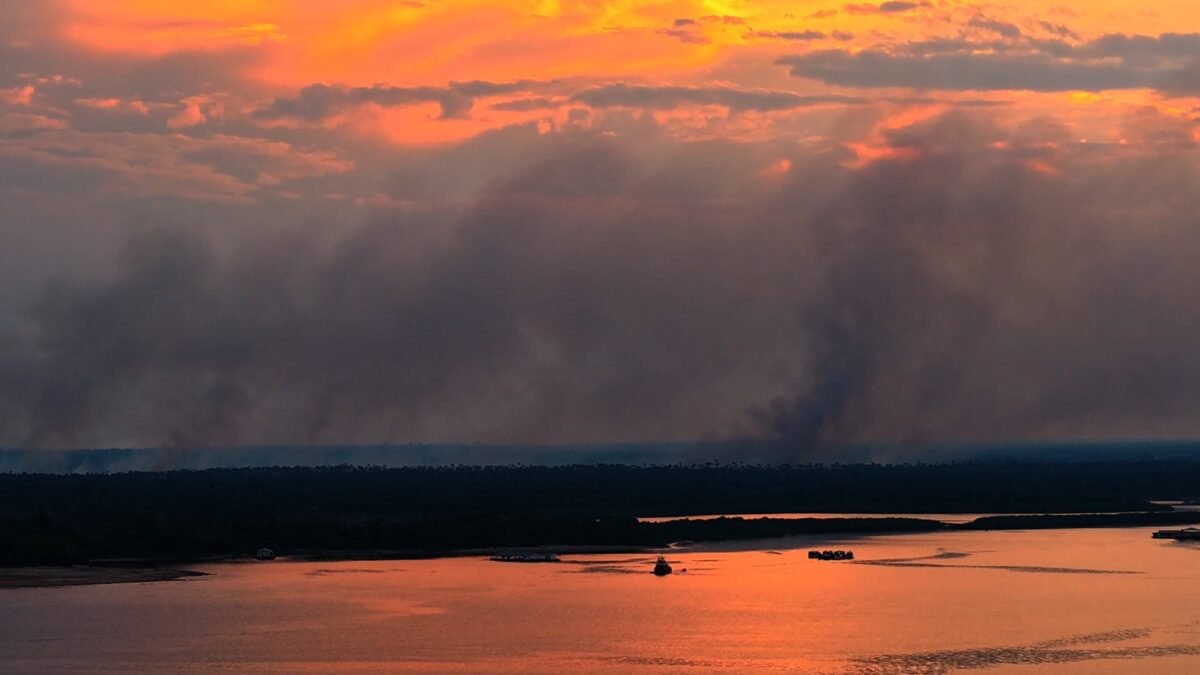 Incêndio em Cacau Pirêra é controlado em 80 por cento
