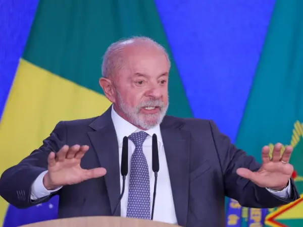 Governo lança pacote de medidas e perdão de dívidas para MEIs