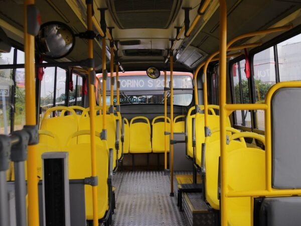 Nova linha de ônibus C-902 começa a operar na zona Norte de Manaus