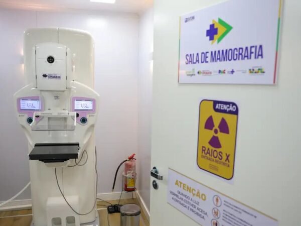 Homens descobrem câncer de mama em fases mais avançadas