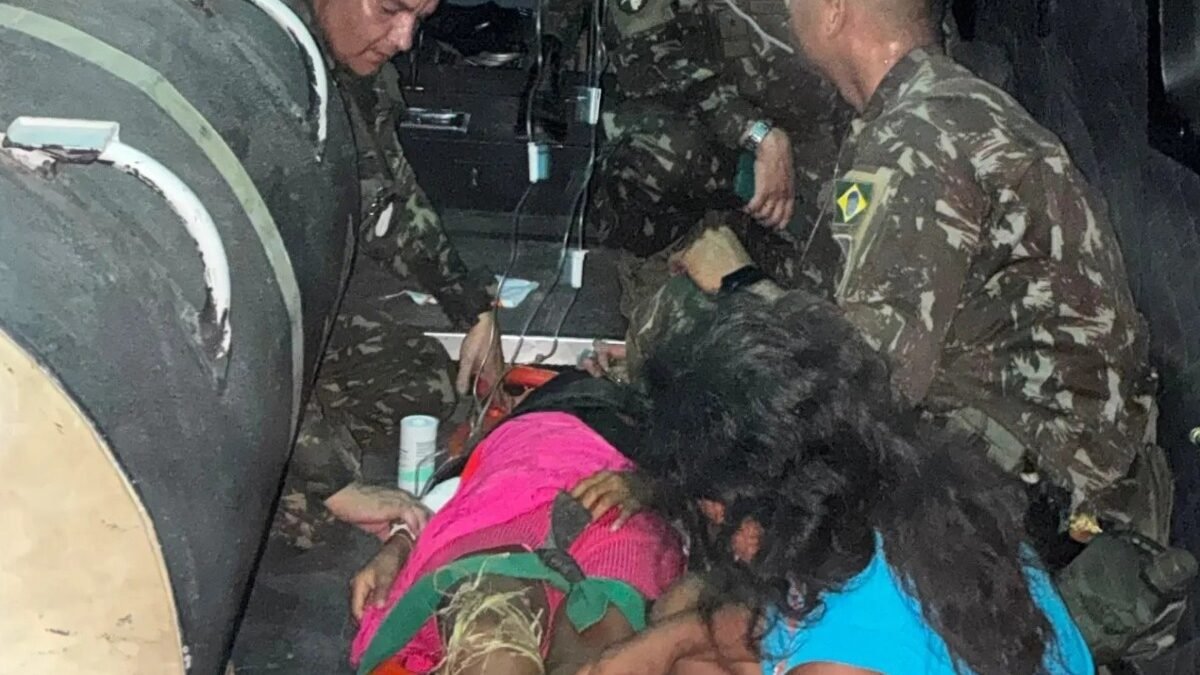 Menina indígena é salva após picada de cobra no Amazonas