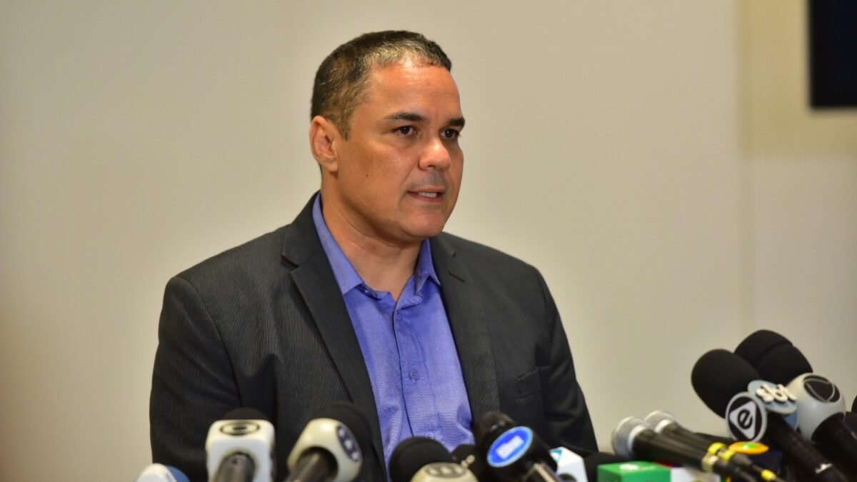 Polícia Federal cumpre mandados na Secretaria de Segurança do Amazonas