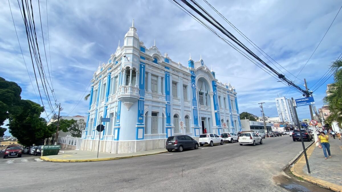Natal muda ponto facultativo do Dia do Servidor para outubro de 2026